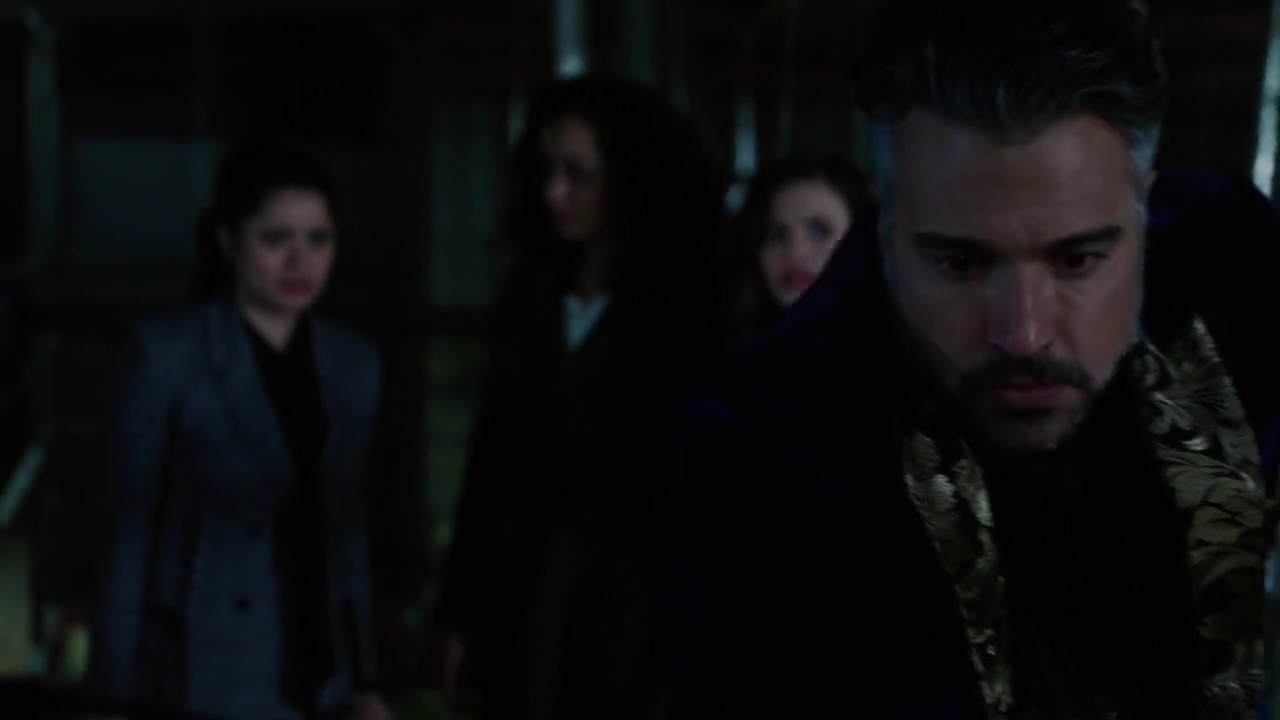 Charmed-Online-dot-nl_Charmed-1x11WitchPerfect02049.jpg