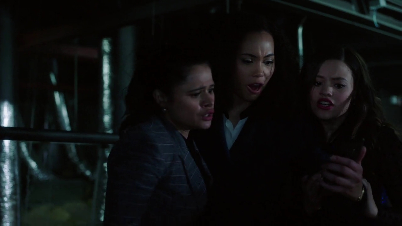 Charmed-Online-dot-nl_Charmed-1x11WitchPerfect02060.jpg