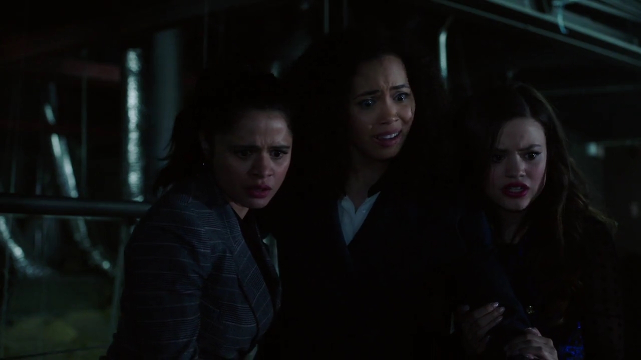 Charmed-Online-dot-nl_Charmed-1x11WitchPerfect02064.jpg