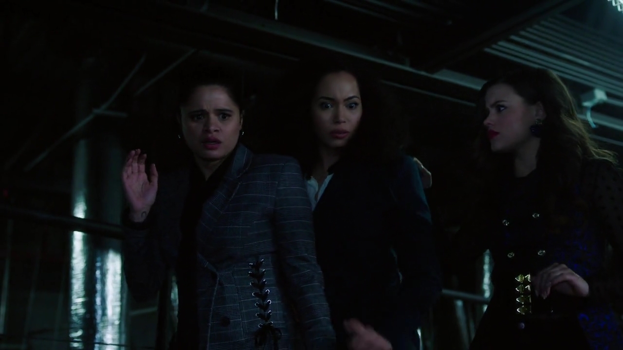 Charmed-Online-dot-nl_Charmed-1x11WitchPerfect02095.jpg