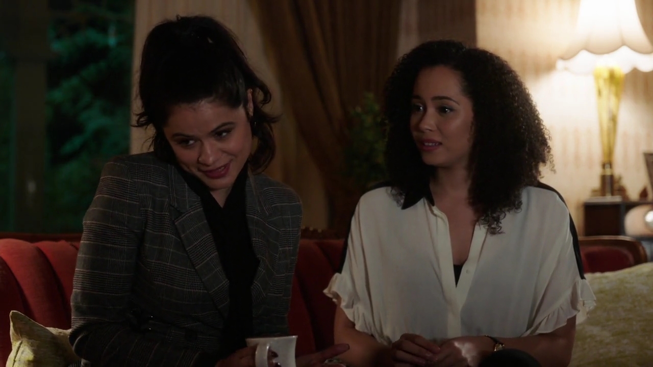 Charmed-Online-dot-nl_Charmed-1x11WitchPerfect02216.jpg