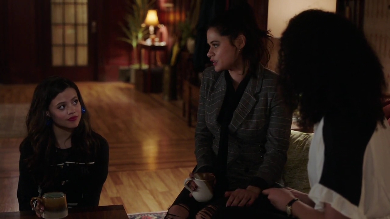 Charmed-Online-dot-nl_Charmed-1x11WitchPerfect02221.jpg