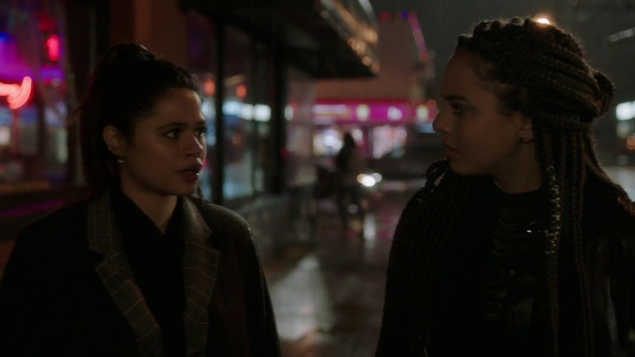 Charmed-Online-dot-nl_Charmed-1x11WitchPerfect02265.jpg
