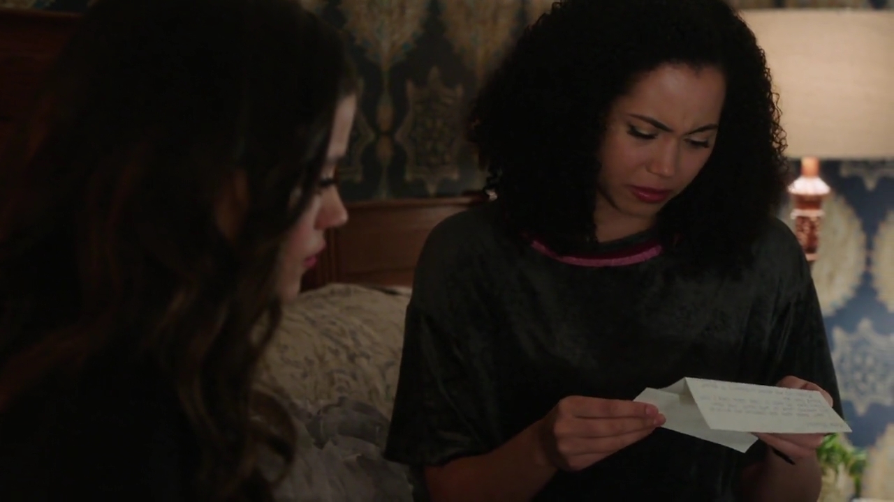 Charmed-Online-dot-nl_Charmed-1x11WitchPerfect02433.jpg