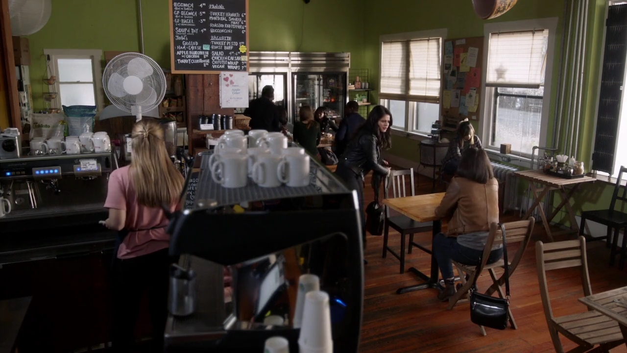 Charmed-Online-dot-nl_Charmed-1x12YoureDeathToMe00658.jpg