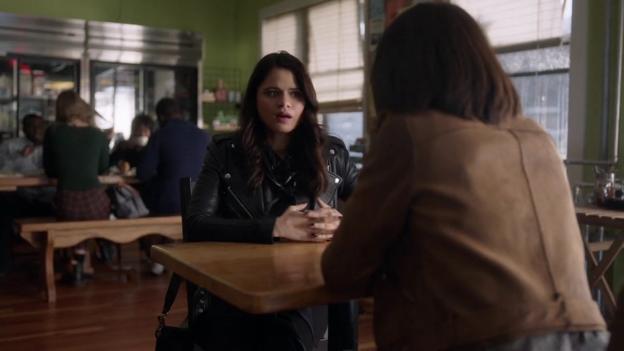 Charmed-Online-dot-nl_Charmed-1x12YoureDeathToMe00663.jpg
