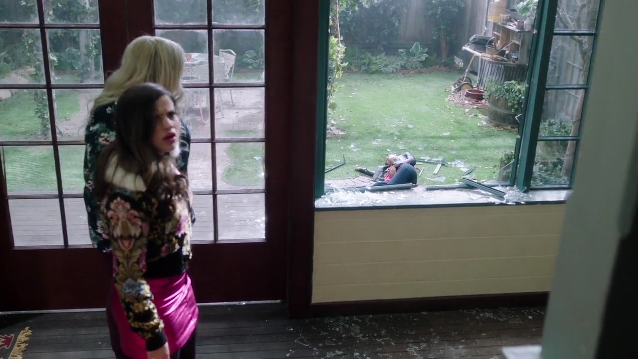 Charmed-Online-dot-nl_Charmed-1x12YoureDeathToMe01058.jpg