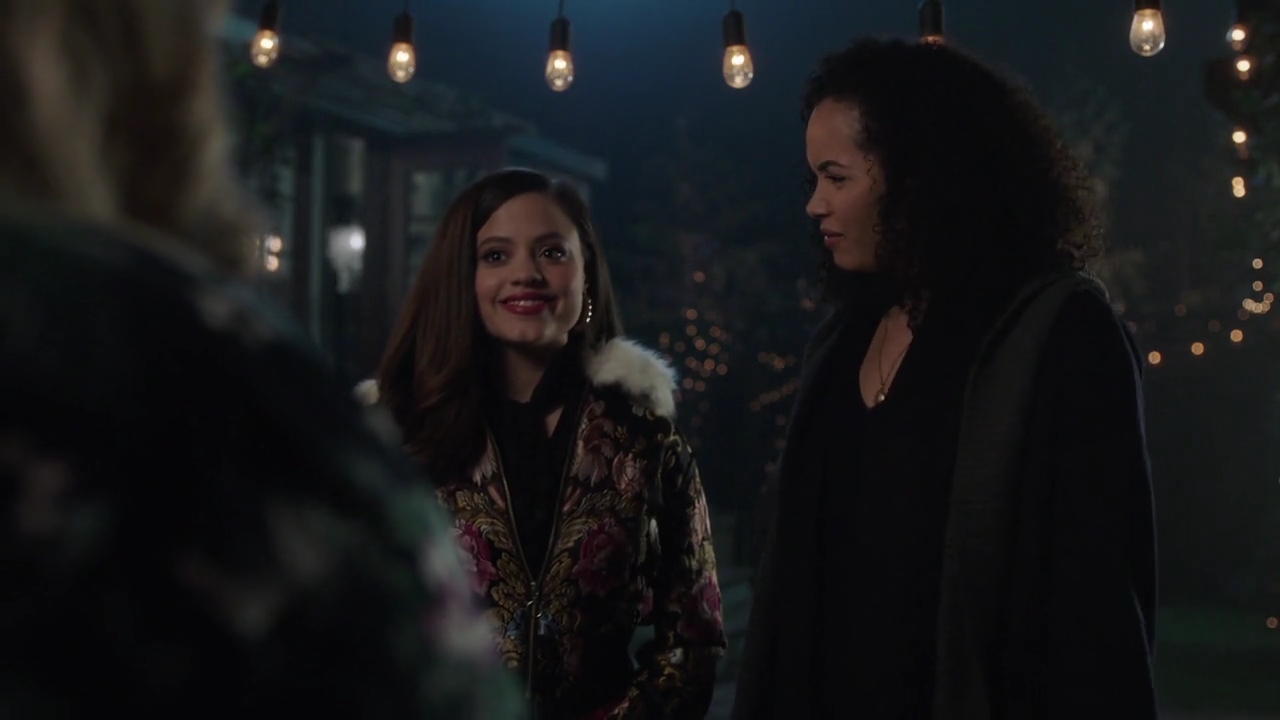 Charmed-Online-dot-nl_Charmed-1x12YoureDeathToMe01240.jpg