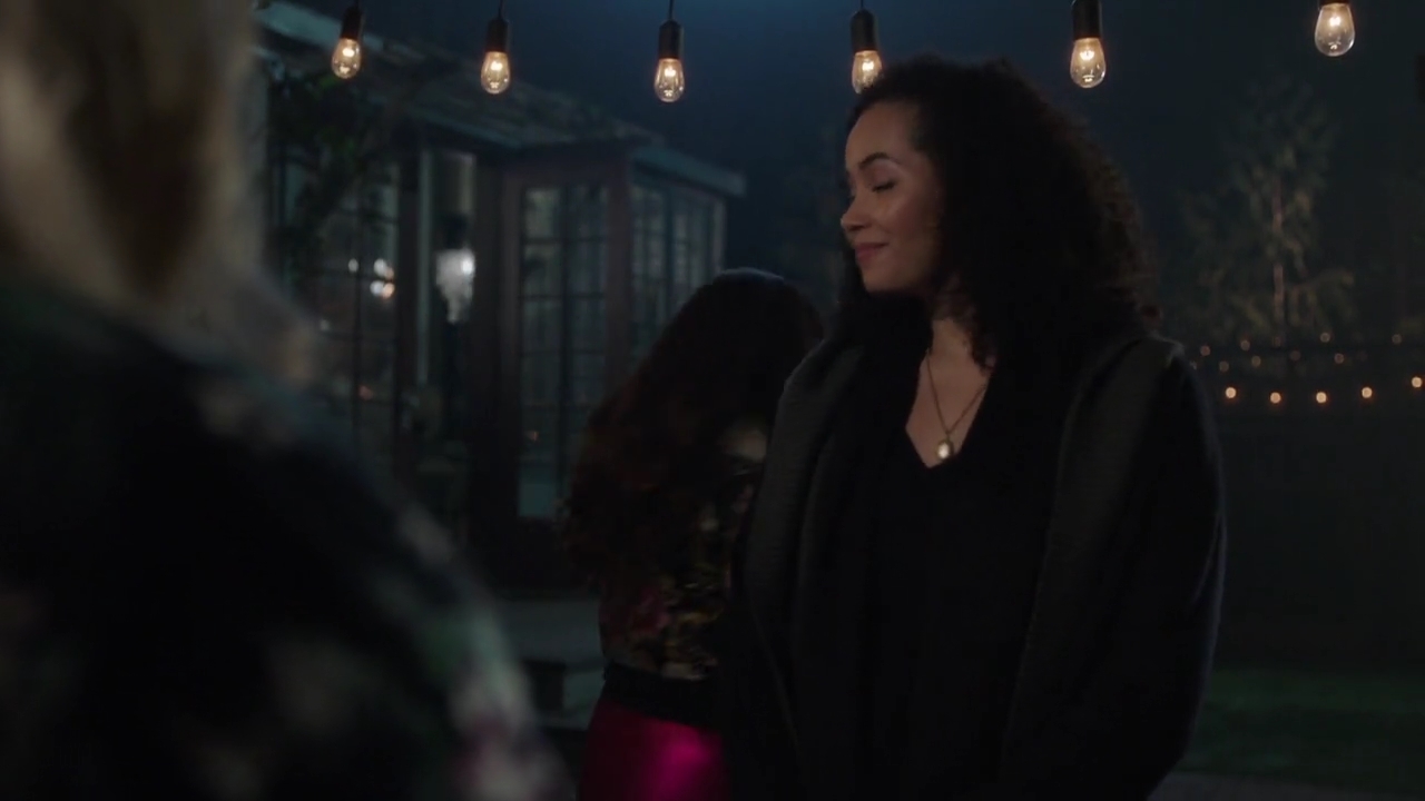 Charmed-Online-dot-nl_Charmed-1x12YoureDeathToMe01258.jpg