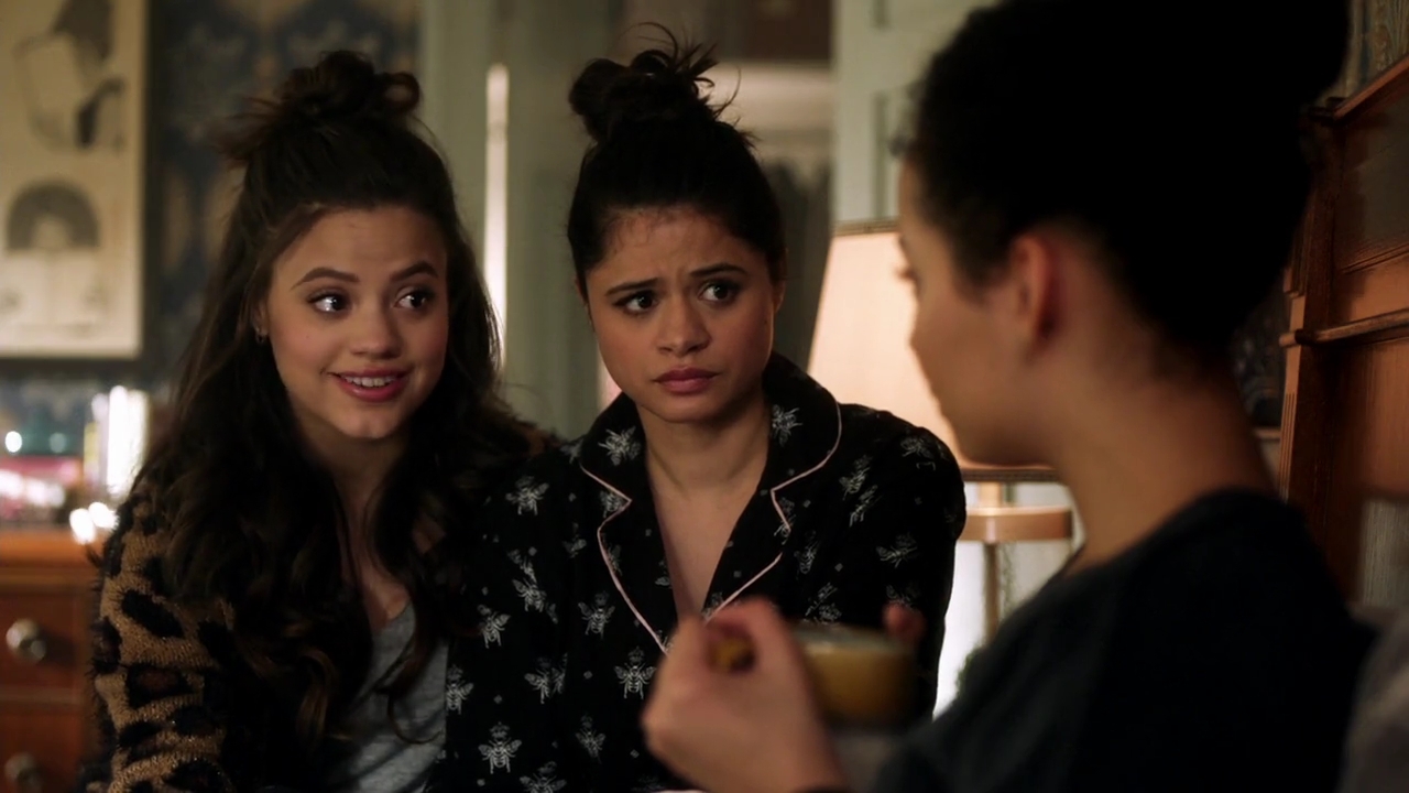Charmed-Online-dot-nl_Charmed-1x12YoureDeathToMe02093.jpg