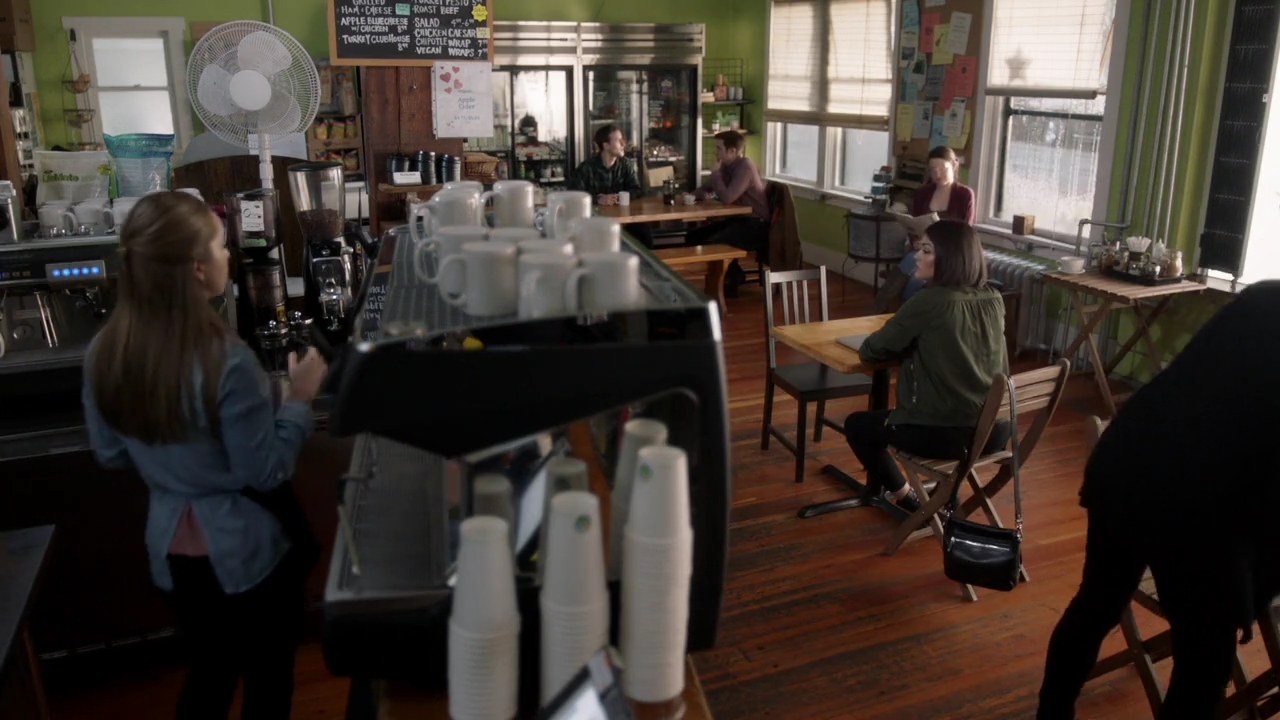 Charmed-Online-dot-nl_Charmed-1x12YoureDeathToMe02171.jpg