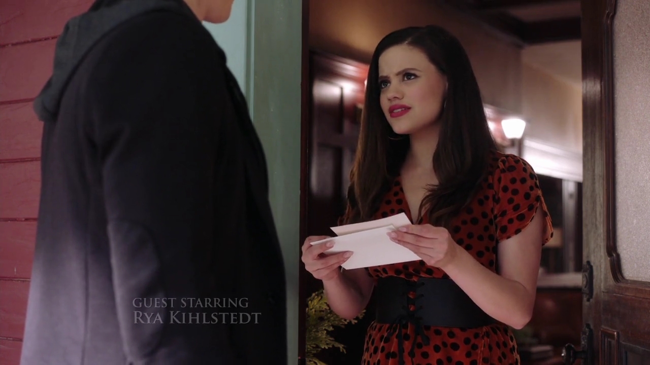 Charmed-Online-dot-nl_Charmed-1x13ManicPixieNightmare00094.jpg