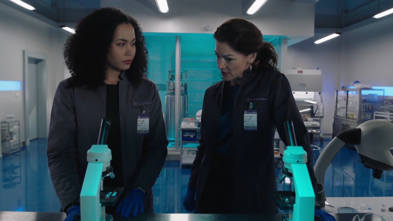 Charmed-Online-dot-nl_Charmed-1x13ManicPixieNightmare00220.jpg