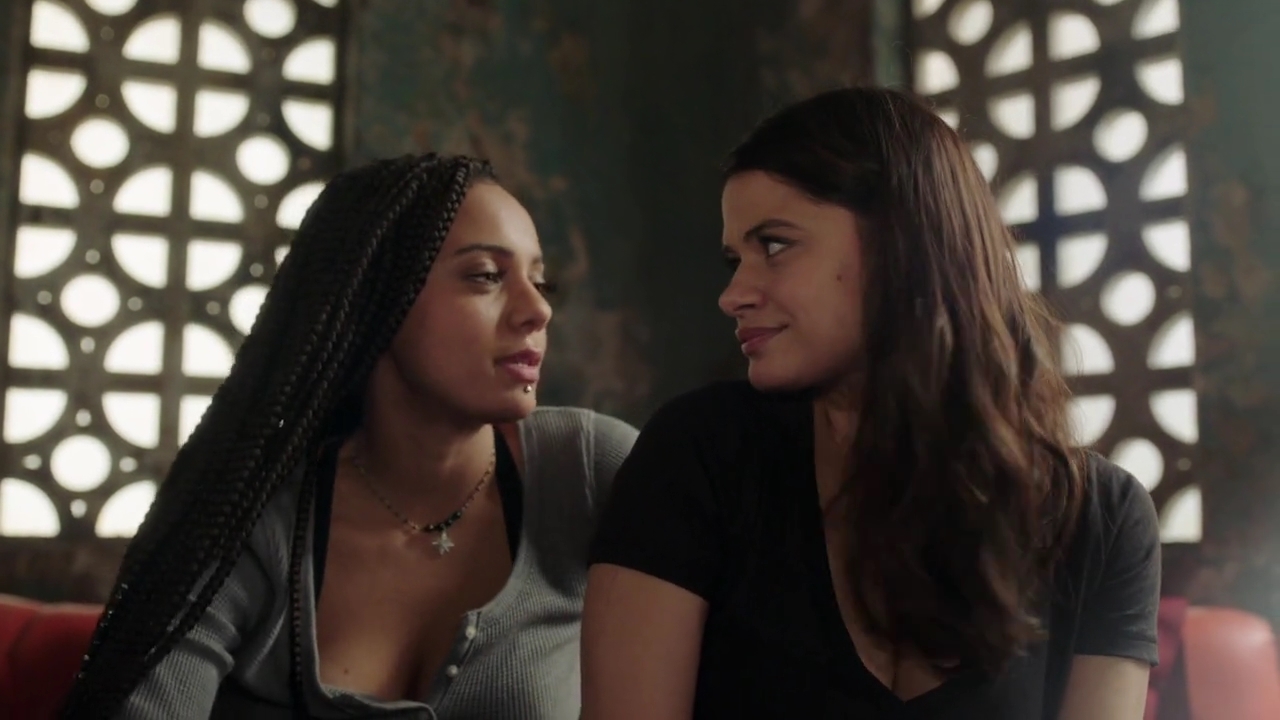 Charmed-Online-dot-nl_Charmed-1x13ManicPixieNightmare00270.jpg