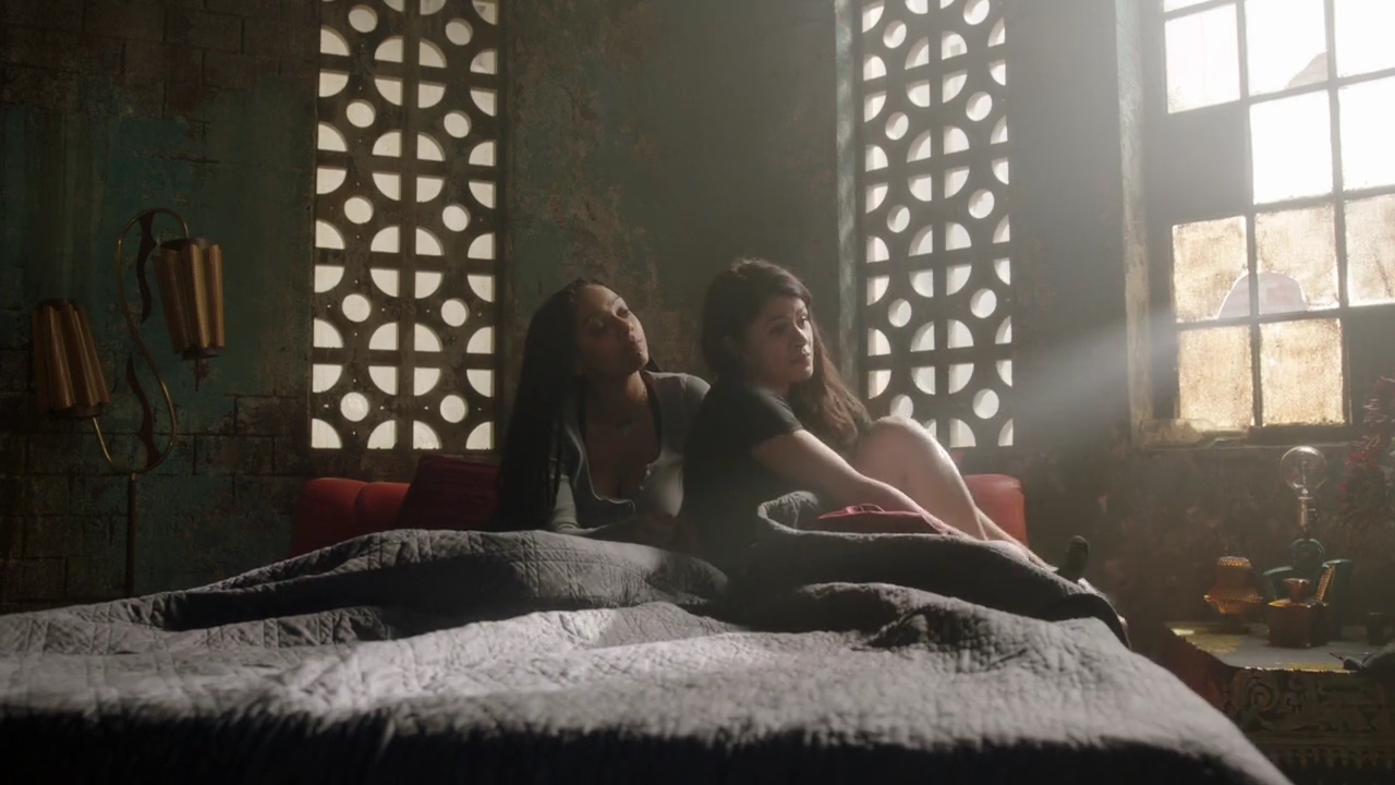 Charmed-Online-dot-nl_Charmed-1x13ManicPixieNightmare00274.jpg