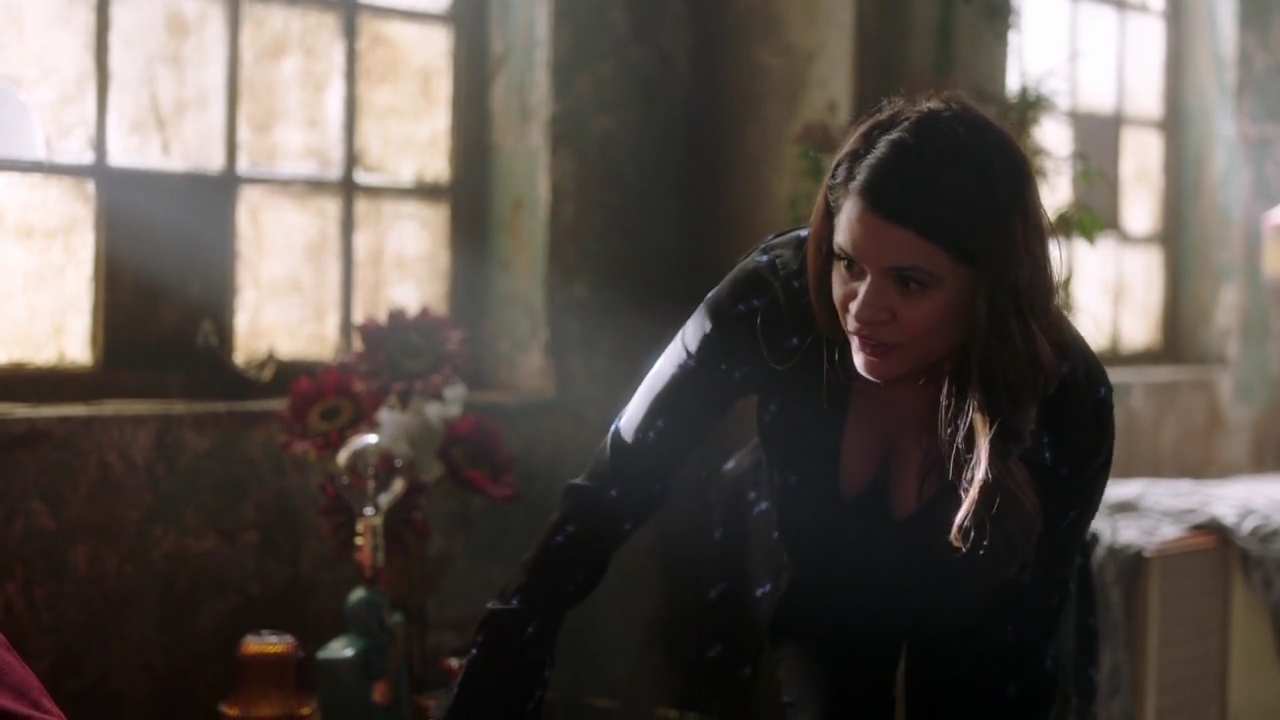 Charmed-Online-dot-nl_Charmed-1x13ManicPixieNightmare00298.jpg