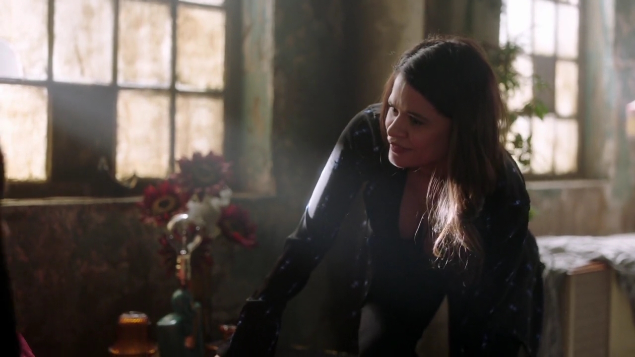 Charmed-Online-dot-nl_Charmed-1x13ManicPixieNightmare00299.jpg