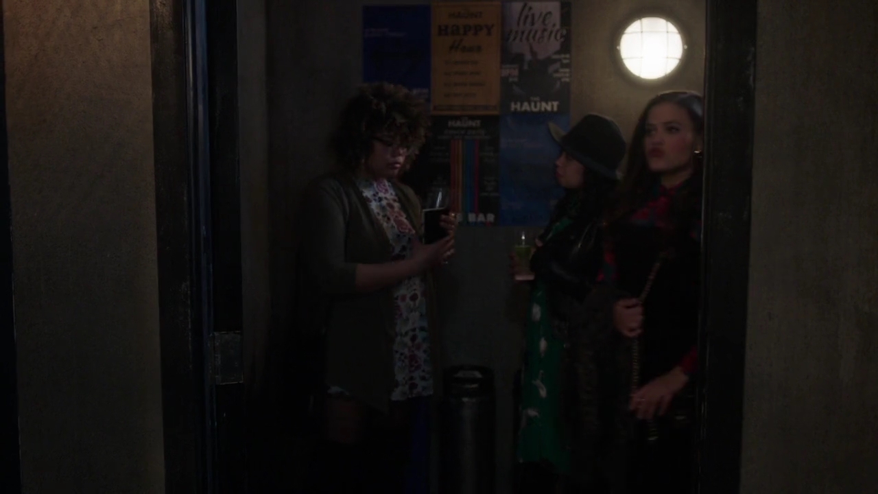 Charmed-Online-dot-nl_Charmed-1x13ManicPixieNightmare00314.jpg