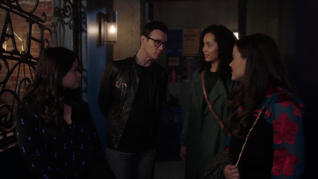 Charmed-Online-dot-nl_Charmed-1x13ManicPixieNightmare00345.jpg
