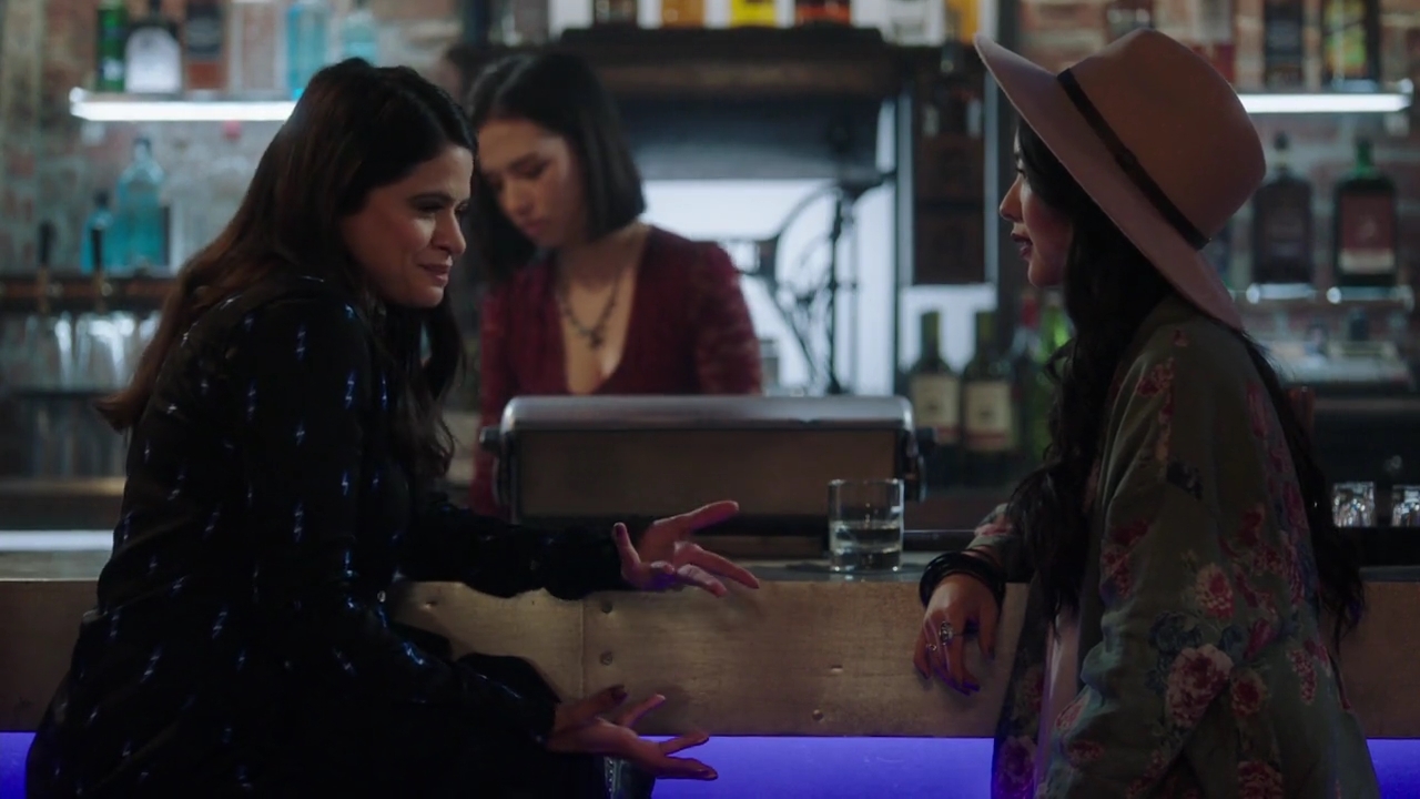 Charmed-Online-dot-nl_Charmed-1x13ManicPixieNightmare00467.jpg