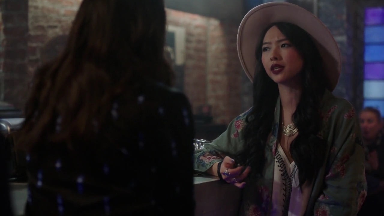 Charmed-Online-dot-nl_Charmed-1x13ManicPixieNightmare00479.jpg