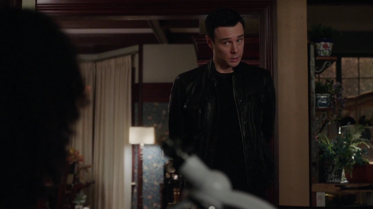 Charmed-Online-dot-nl_Charmed-1x13ManicPixieNightmare00629.jpg