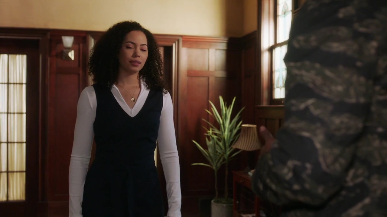 Charmed-Online-dot-nl_Charmed-1x13ManicPixieNightmare00784.jpg
