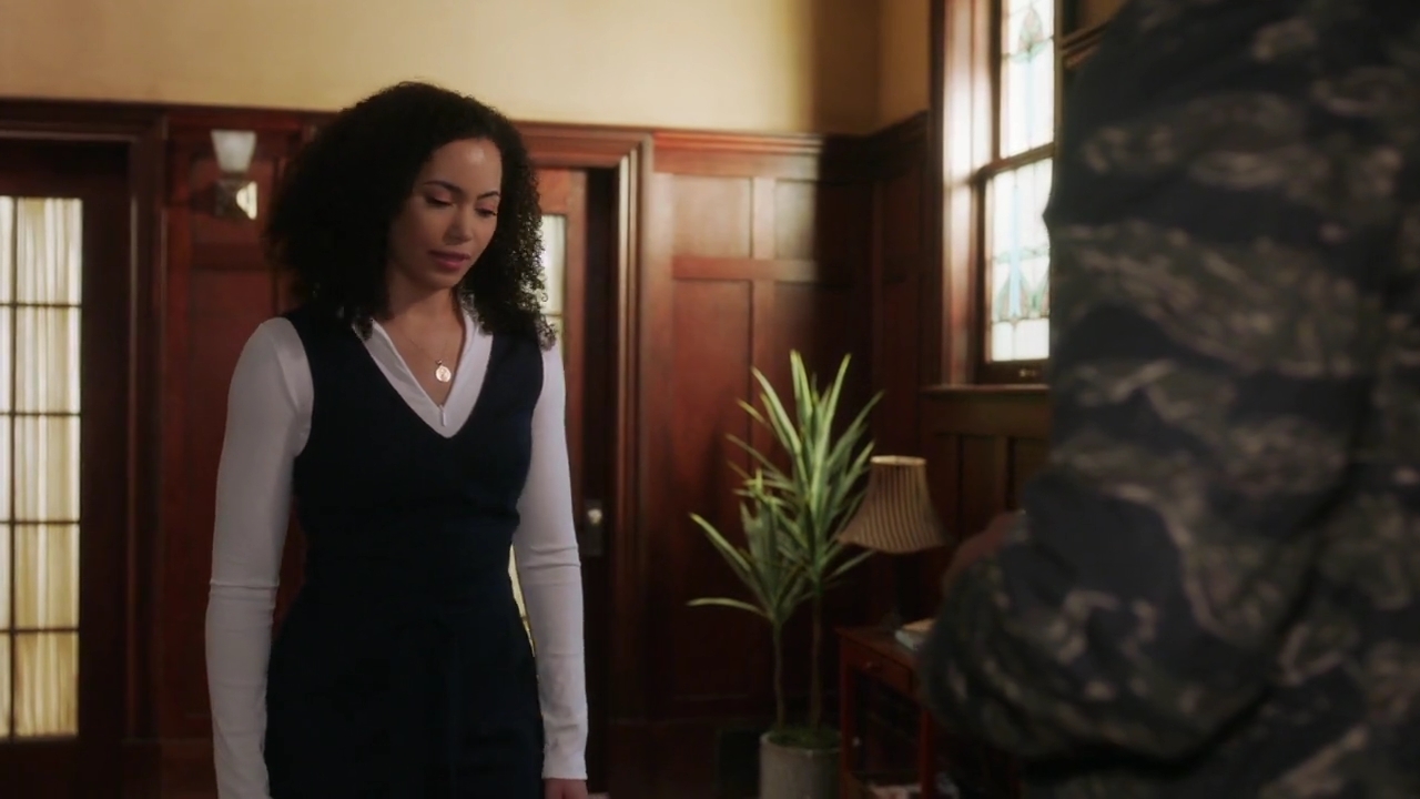 Charmed-Online-dot-nl_Charmed-1x13ManicPixieNightmare00785.jpg