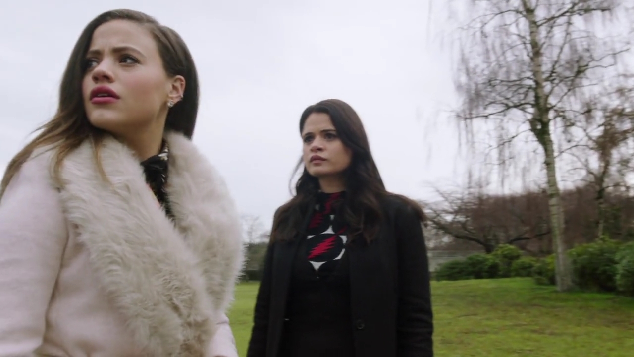 Charmed-Online-dot-nl_Charmed-1x13ManicPixieNightmare00976.jpg
