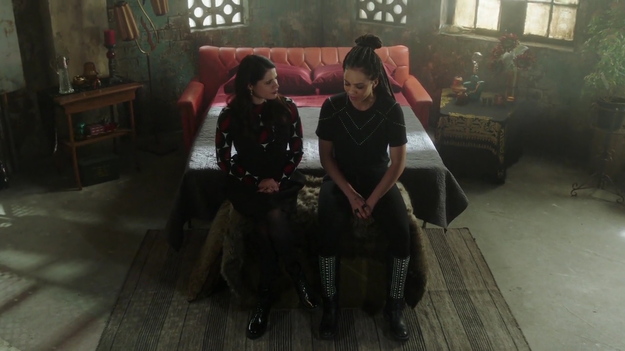 Charmed-Online-dot-nl_Charmed-1x13ManicPixieNightmare01100.jpg
