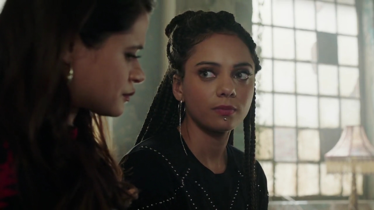 Charmed-Online-dot-nl_Charmed-1x13ManicPixieNightmare01130.jpg