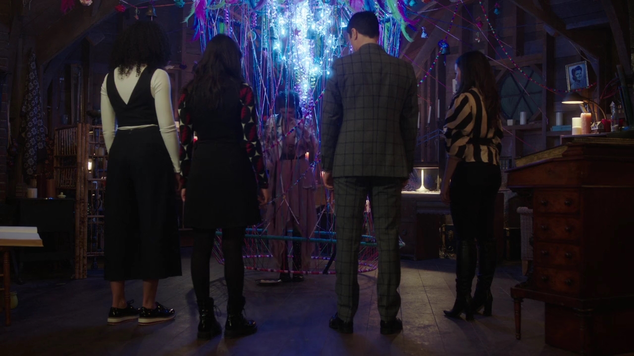 Charmed-Online-dot-nl_Charmed-1x13ManicPixieNightmare01589.jpg