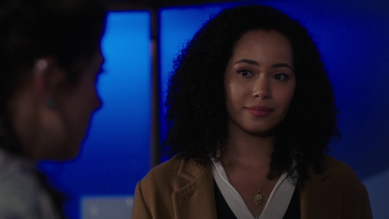 Charmed-Online-dot-nl_Charmed-1x13ManicPixieNightmare02043.jpg