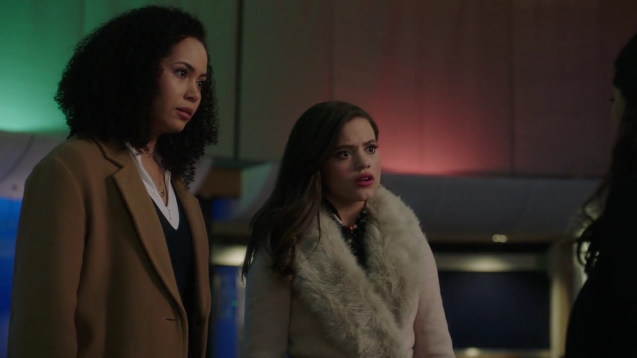 Charmed-Online-dot-nl_Charmed-1x13ManicPixieNightmare02116.jpg