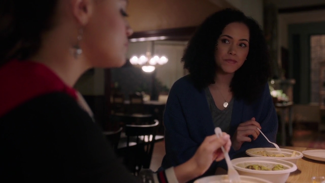 Charmed-Online-dot-nl_Charmed-1x13ManicPixieNightmare02183.jpg