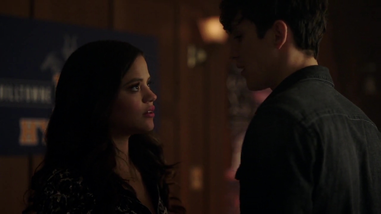 Charmed-Online-dot-nl_Charmed-1x14TouchedByADemon00782.jpg
