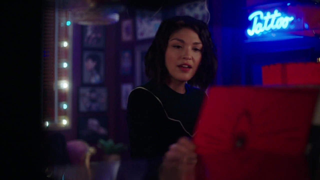 Charmed-Online-dot-nl_Charmed-1x14TouchedByADemon00880.jpg