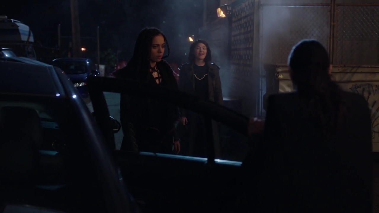 Charmed-Online-dot-nl_Charmed-1x14TouchedByADemon01074.jpg