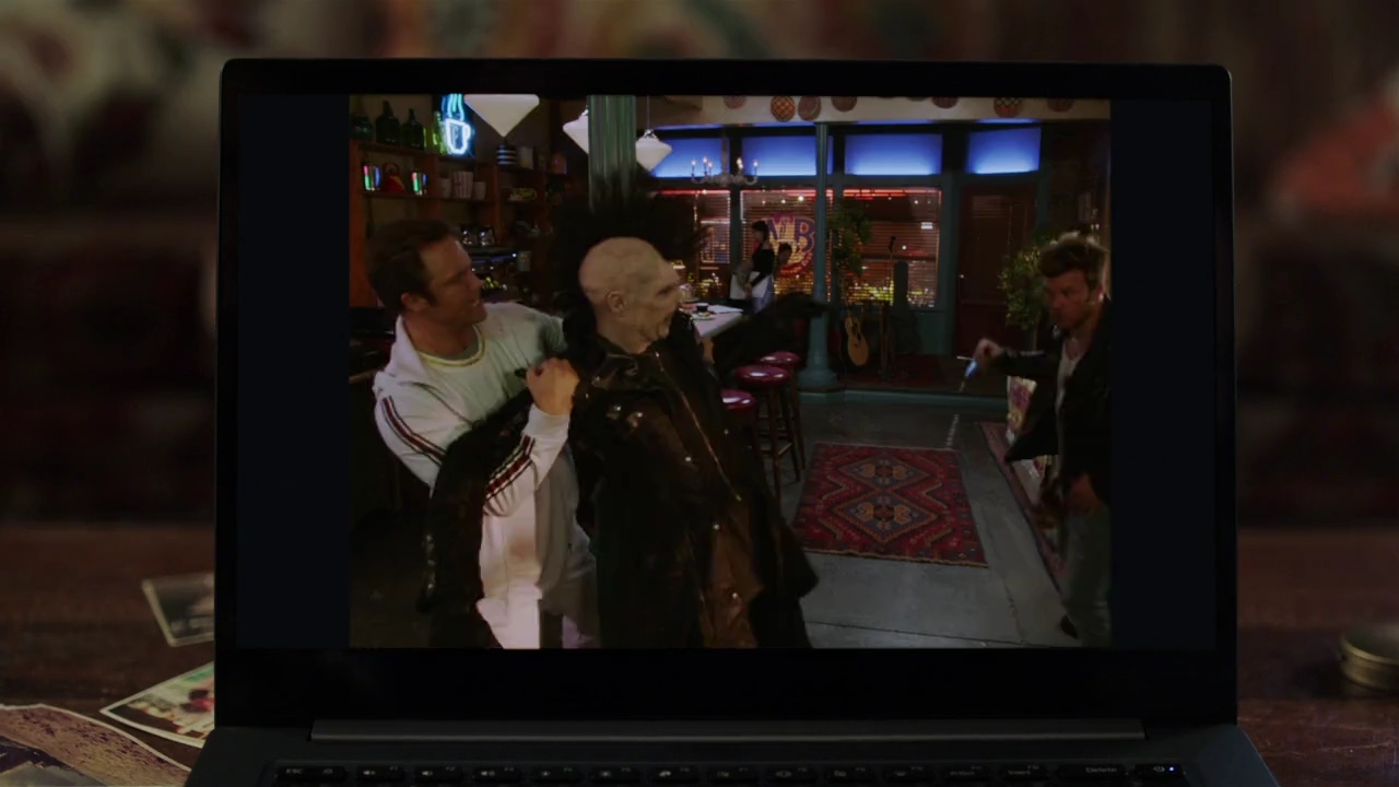 Charmed-Online-dot-nl_Charmed-1x14TouchedByADemon01148.jpg