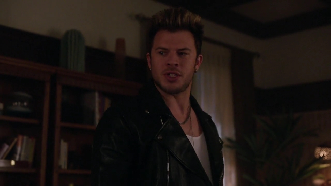 Charmed-Online-dot-nl_Charmed-1x14TouchedByADemon01174.jpg