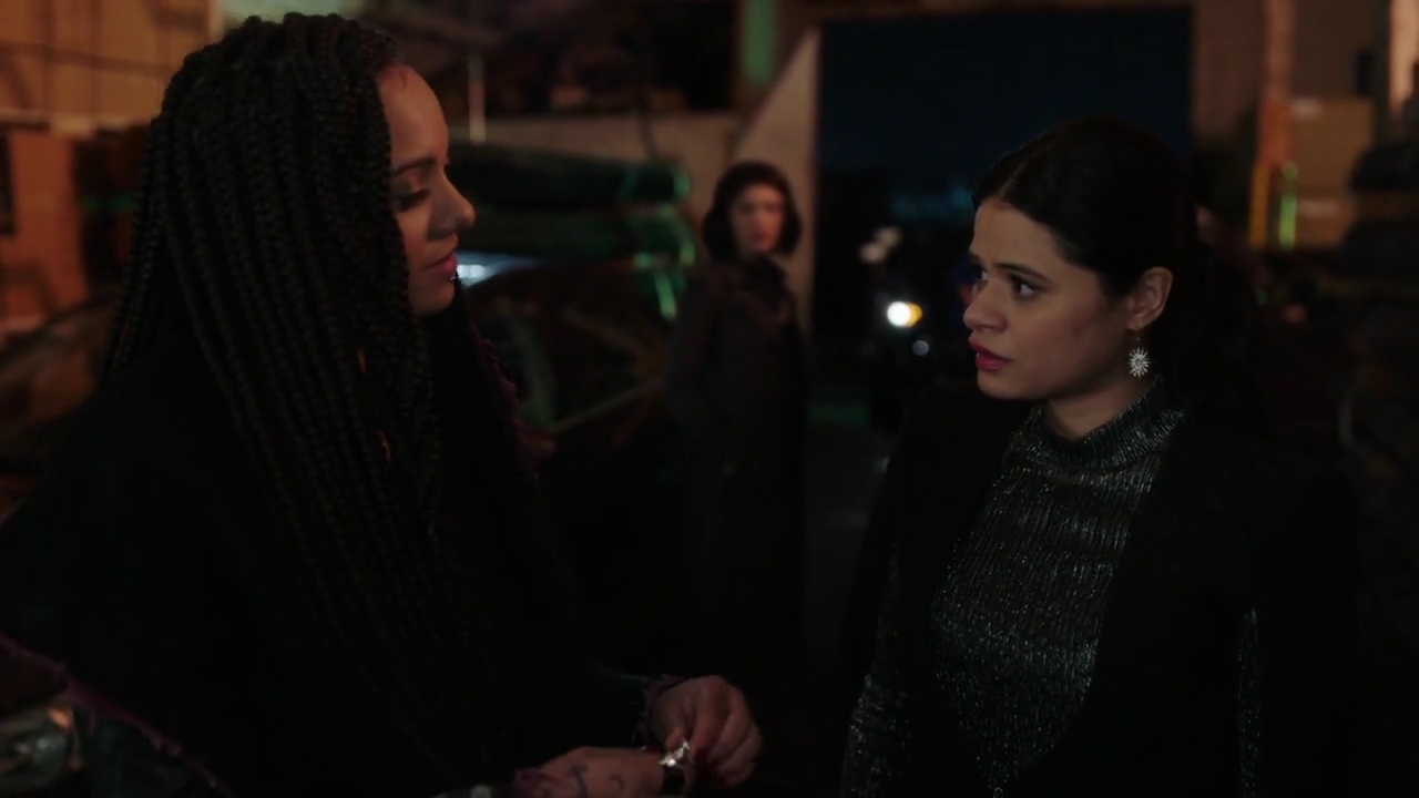 Charmed-Online-dot-nl_Charmed-1x14TouchedByADemon01357.jpg