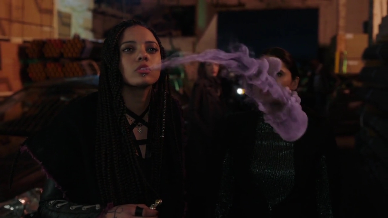 Charmed-Online-dot-nl_Charmed-1x14TouchedByADemon01364.jpg