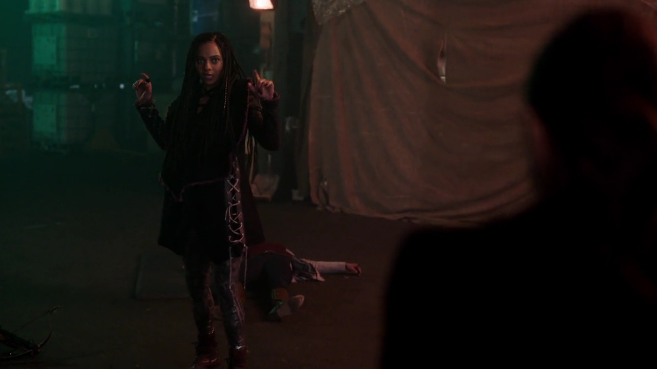 Charmed-Online-dot-nl_Charmed-1x14TouchedByADemon01435.jpg