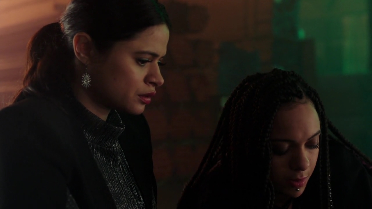 Charmed-Online-dot-nl_Charmed-1x14TouchedByADemon01484.jpg
