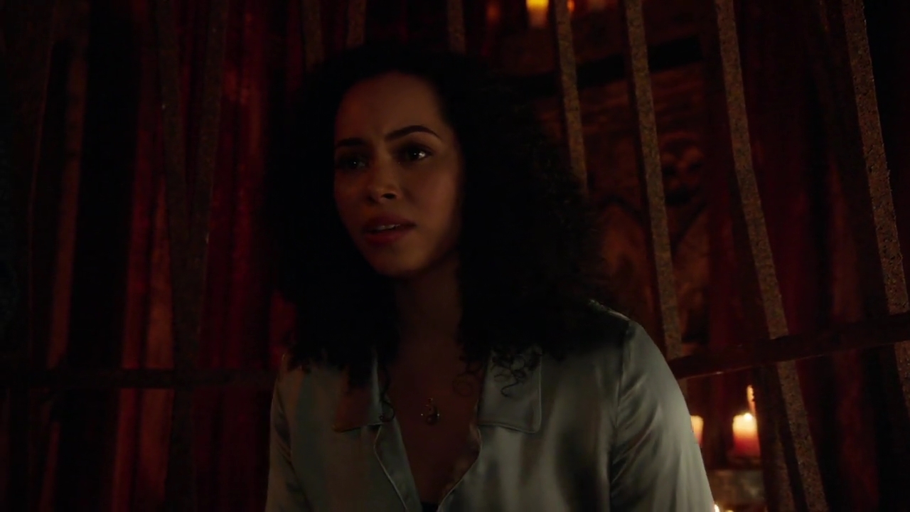 Charmed-Online-dot-nl_Charmed-1x14TouchedByADemon01697.jpg