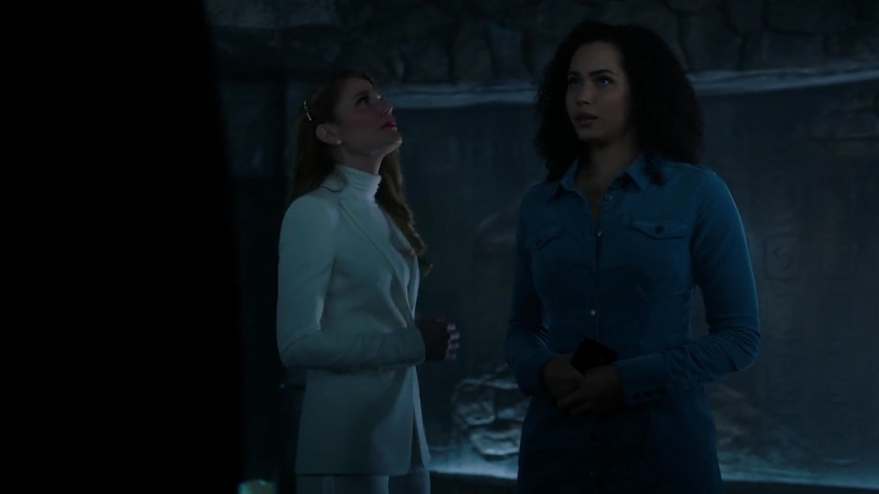 Charmed-Online-dot-nl_Charmed-1x15SwitchesAndStones00082.jpg