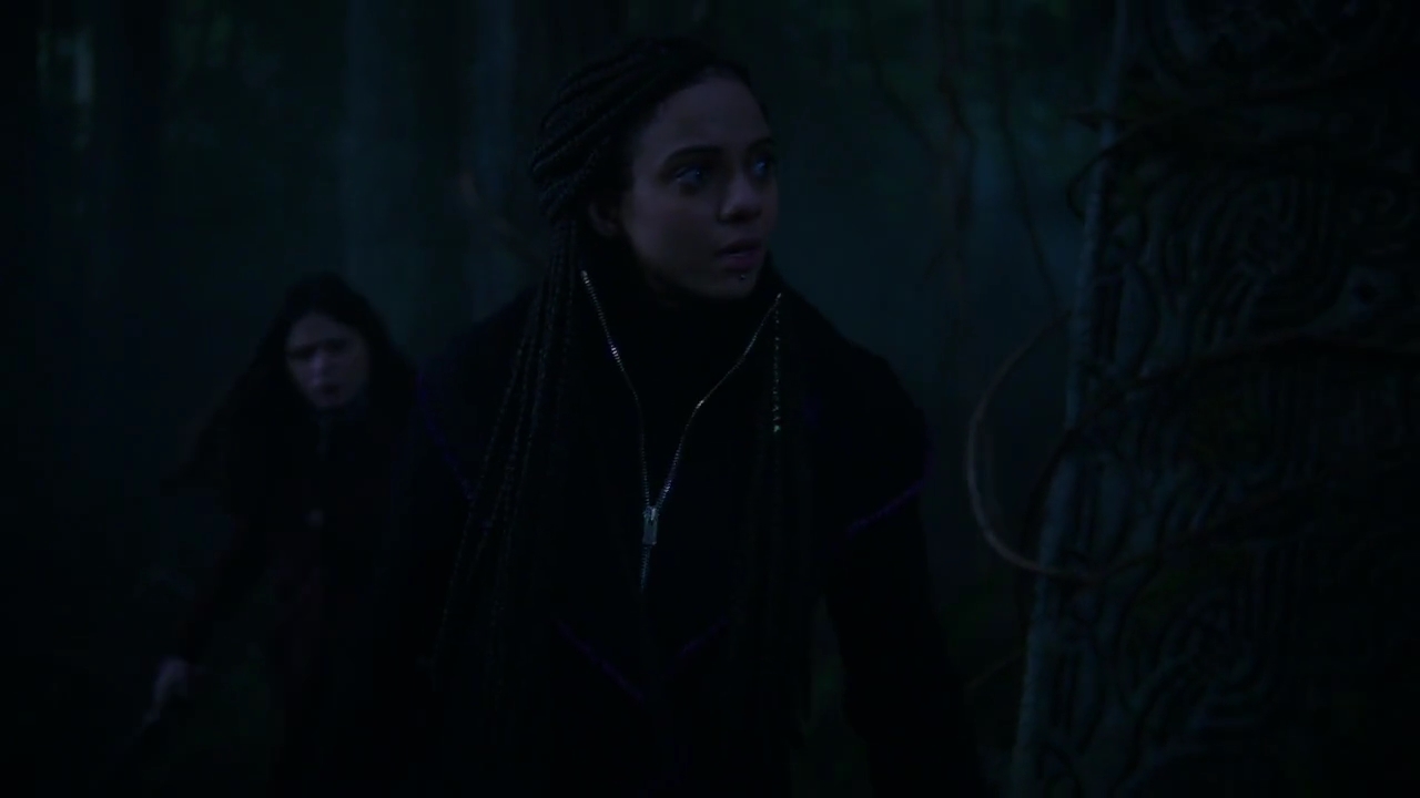 Charmed-Online-dot-nl_Charmed-1x15SwitchesAndStones00237.jpg