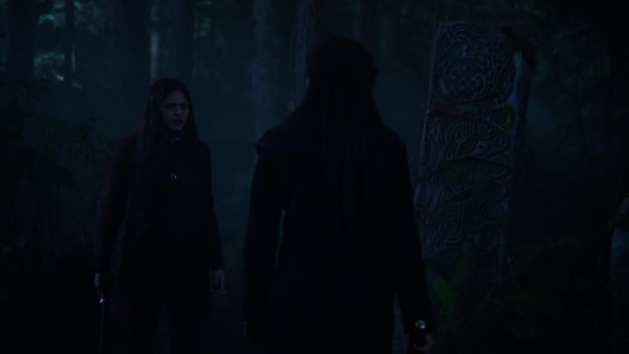 Charmed-Online-dot-nl_Charmed-1x15SwitchesAndStones00246.jpg