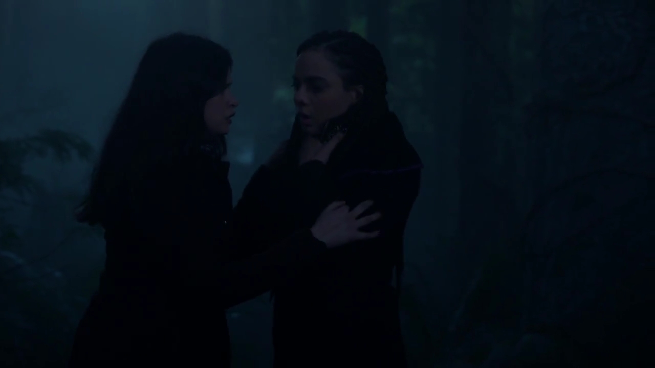 Charmed-Online-dot-nl_Charmed-1x15SwitchesAndStones00319.jpg