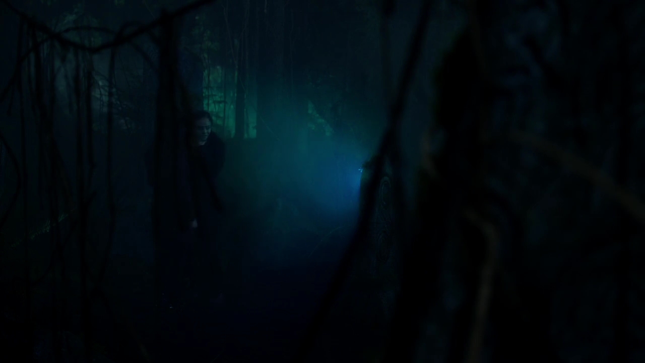 Charmed-Online-dot-nl_Charmed-1x15SwitchesAndStones00320.jpg